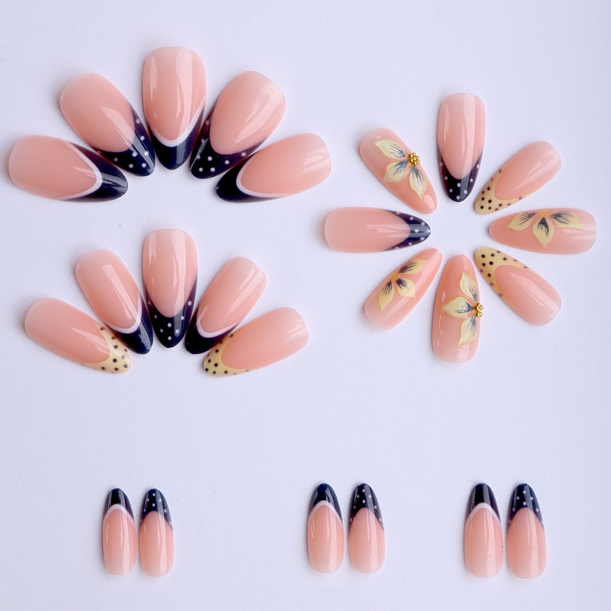 Vintage Navy & Yellow French Press-On Nails - Ongles Reutilisables Motif Fleur & Pois