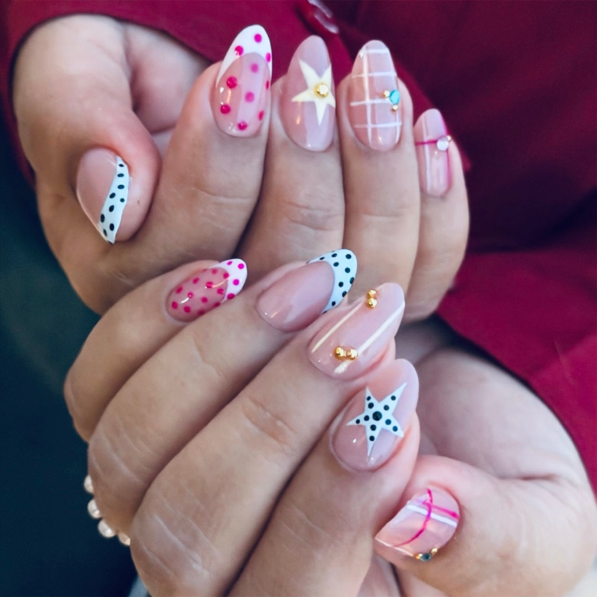 Press-on Nails - Cyber Star Y2K | Étoiles, Pois & Grille Graphique✨