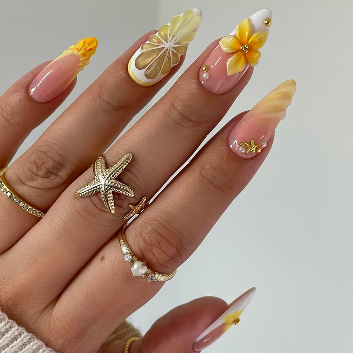 Press-On Nails "Soleil d'Été" - Fleurs 3D, Citron & Coquillage Tropique⁠